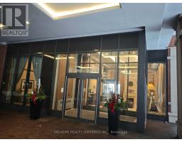 914 - 800 LAWRENCE AVENUE W, Toronto, Ontario