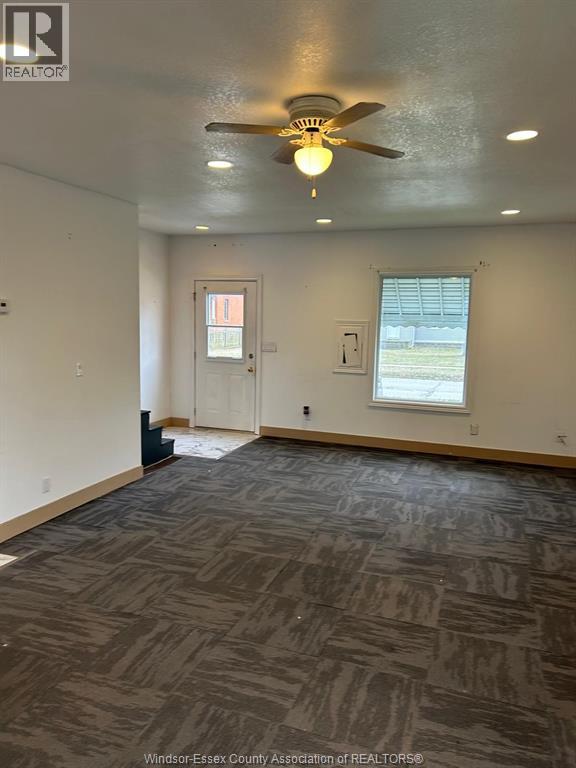 436 Wallace Street, Wallaceburg, Ontario  N8A 1L4 - Photo 4 - 25032062