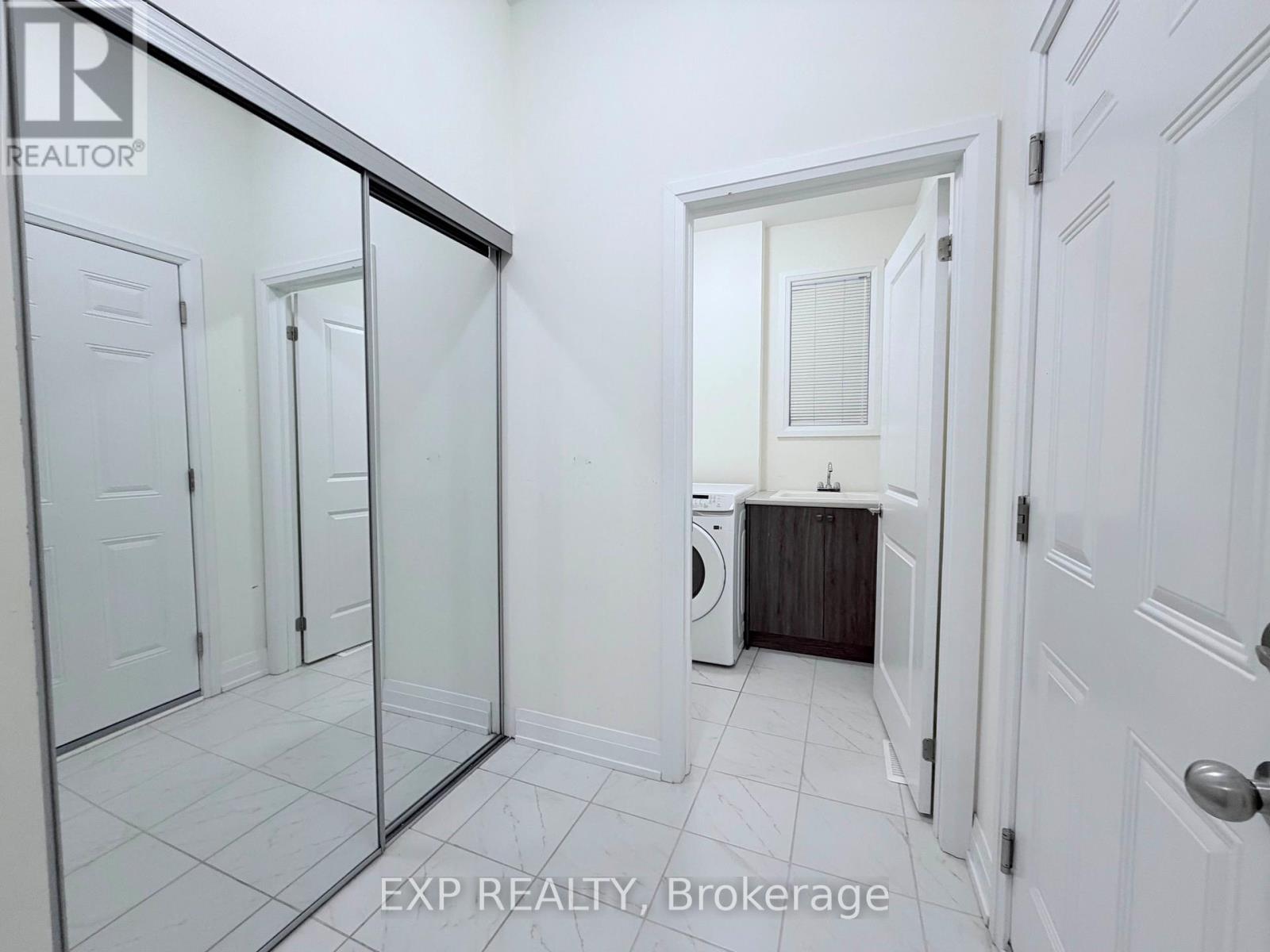 20 Daffodil Road, Springwater, Ontario  L0L 1Y3 - Photo 12 - S12652656