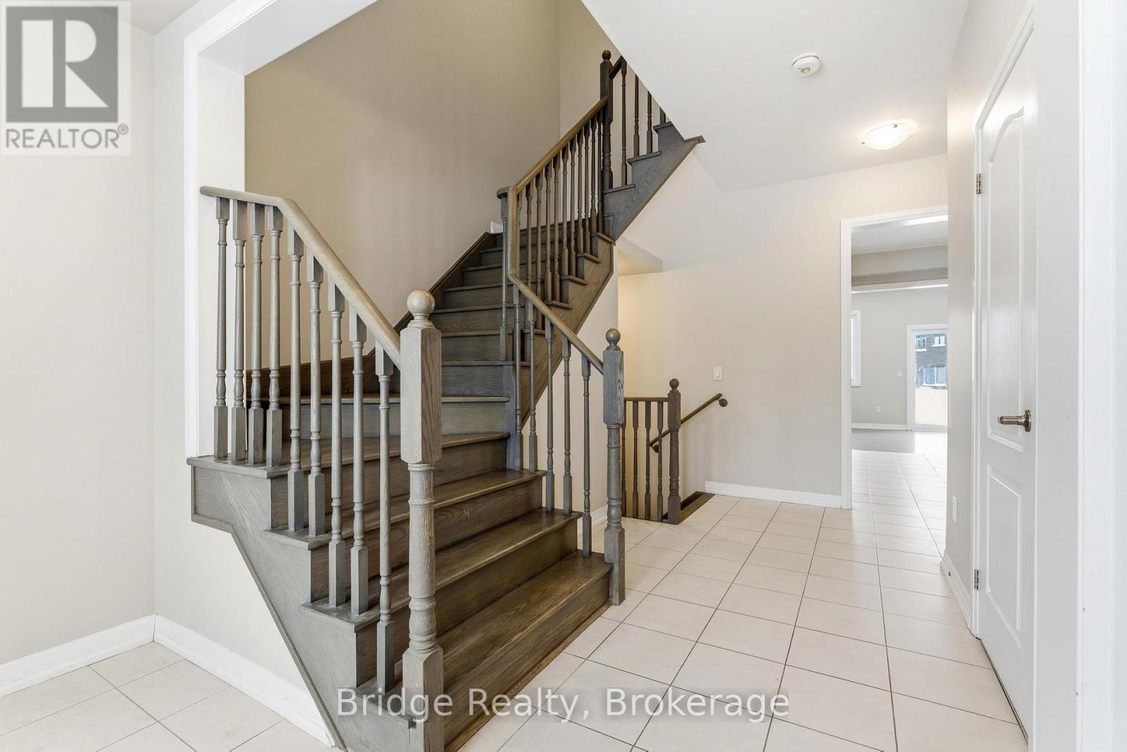 190 Huntingford Trail, Woodstock, Ontario  N4T 0M4 - Photo 5 - X12652674