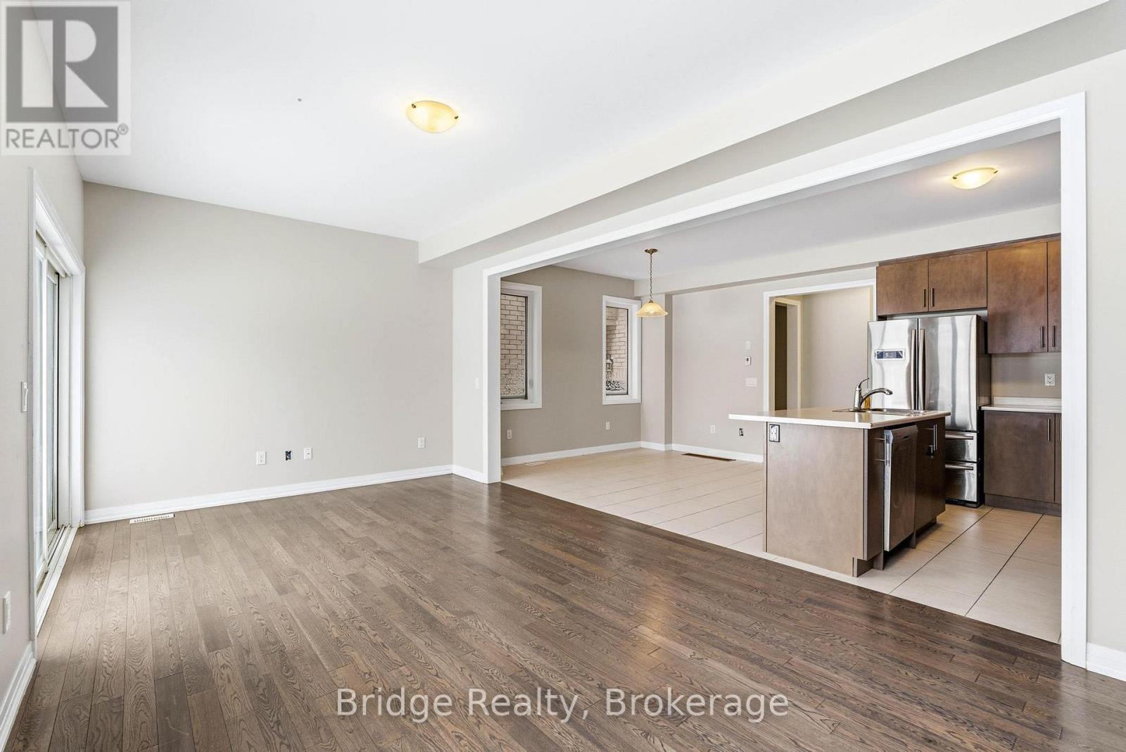 190 Huntingford Trail, Woodstock, Ontario  N4T 0M4 - Photo 9 - X12652674