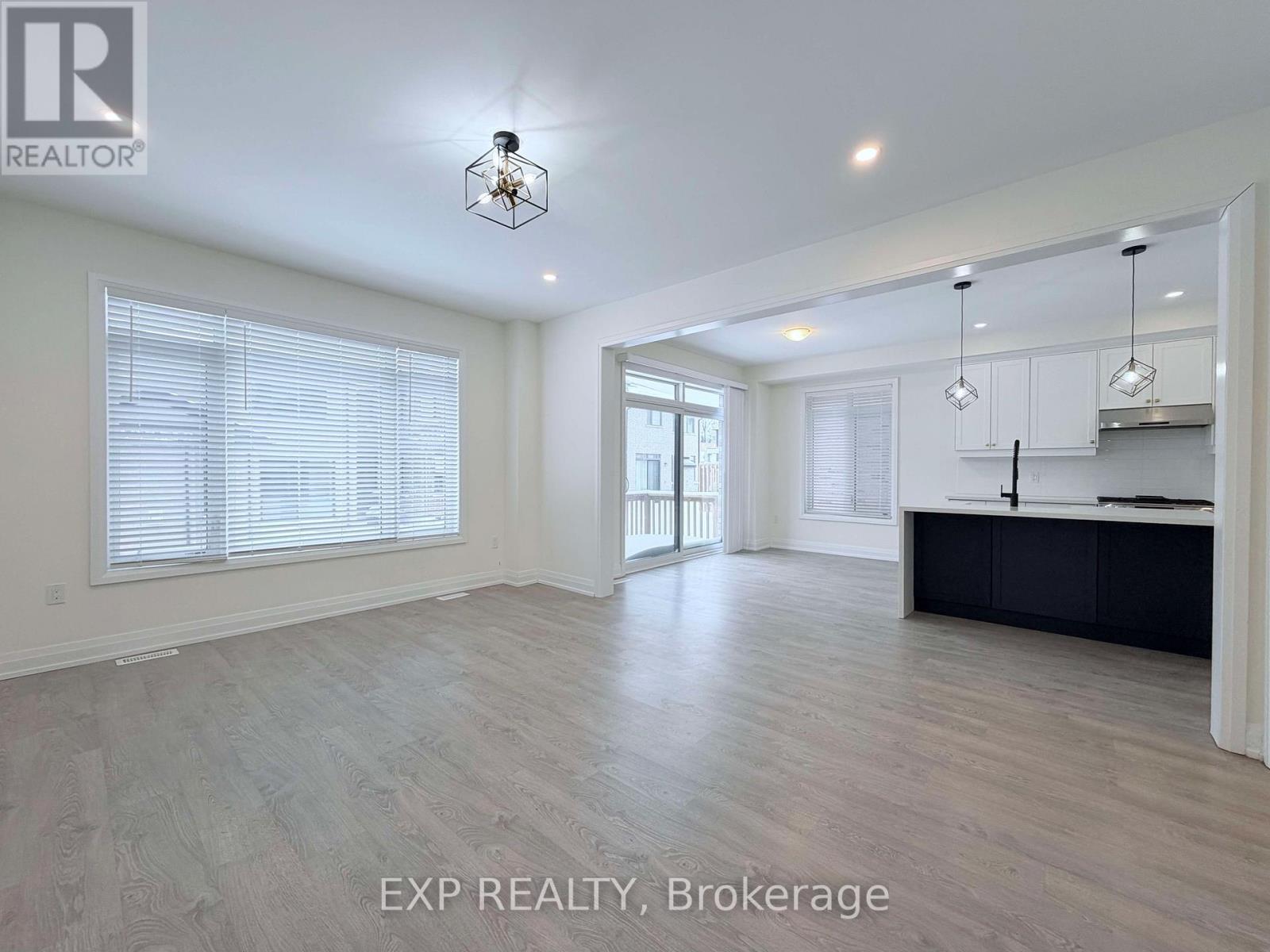 20 Daffodil Road, Springwater, Ontario  L0L 1Y3 - Photo 20 - S12652656