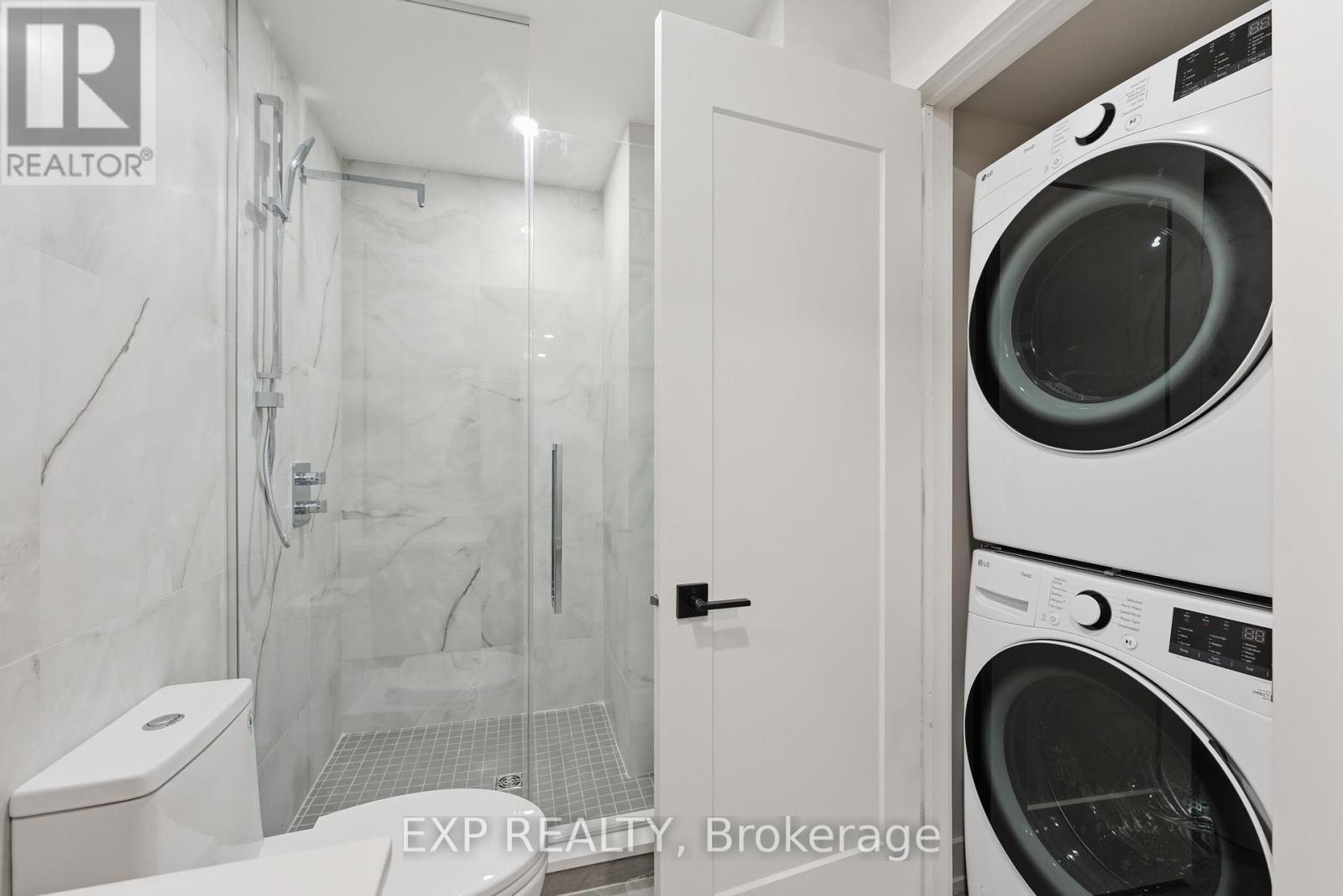 #d - 514 Roosevelt Avenue, Ottawa, Ontario  K2A 1Z8 - Photo 6 - X12473035