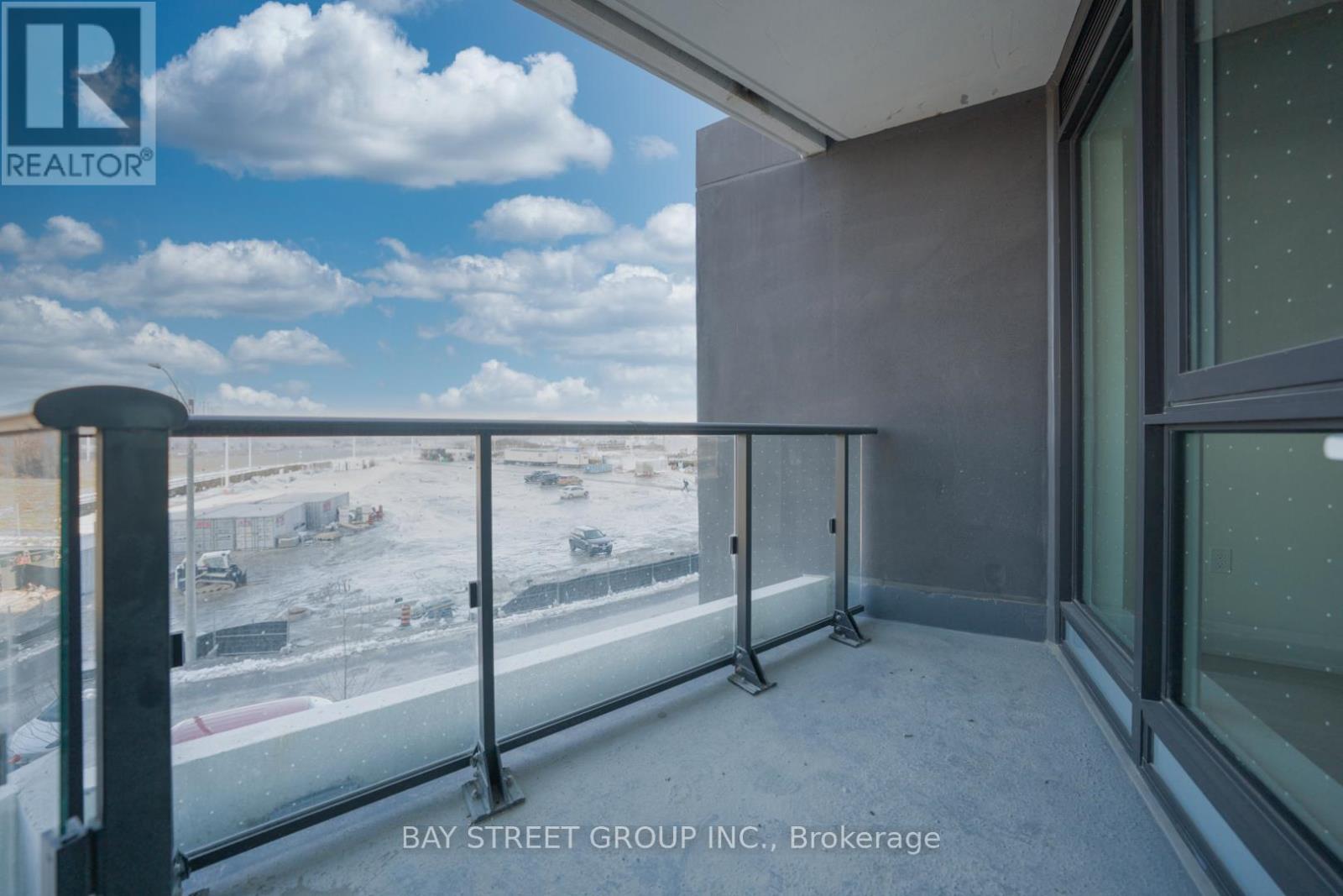 315 - 1 Kyle Lowry Road, Toronto, Ontario  M3C 0S6 - Photo 32 - C12652666