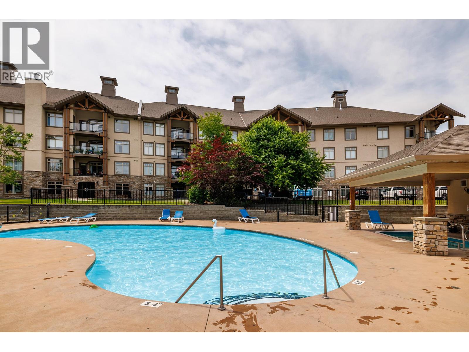 2551 Shoreline Drive Unit# 406, Lake Country, British Columbia