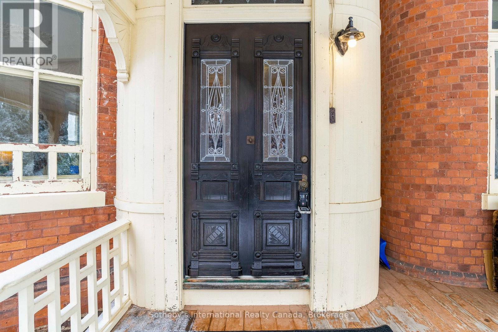 18 Amelia Street, Springwater, Ontario  L0L 1P0 - Photo 15 - S12026113