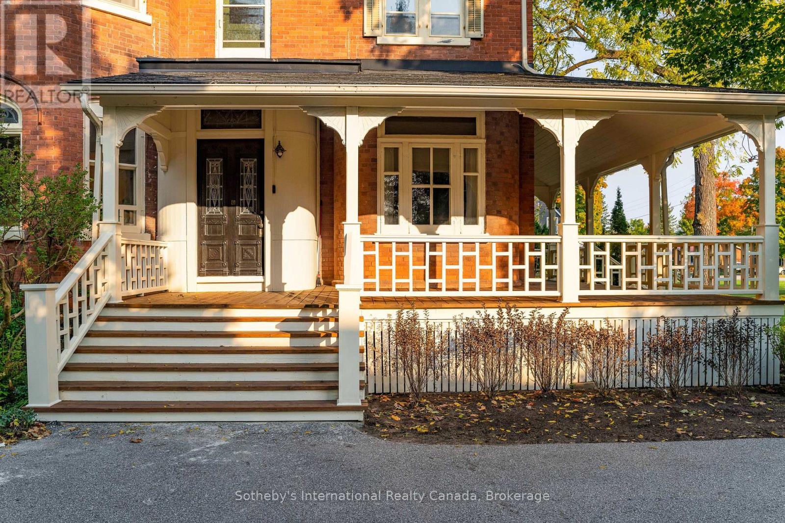 18 Amelia Street, Springwater, Ontario  L0L 1P0 - Photo 12 - S12026113