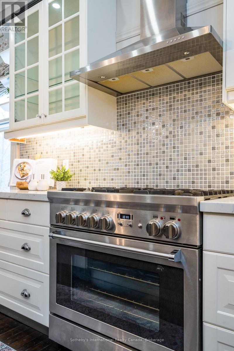 18 Amelia Street, Springwater, Ontario  L0L 1P0 - Photo 31 - S12026113