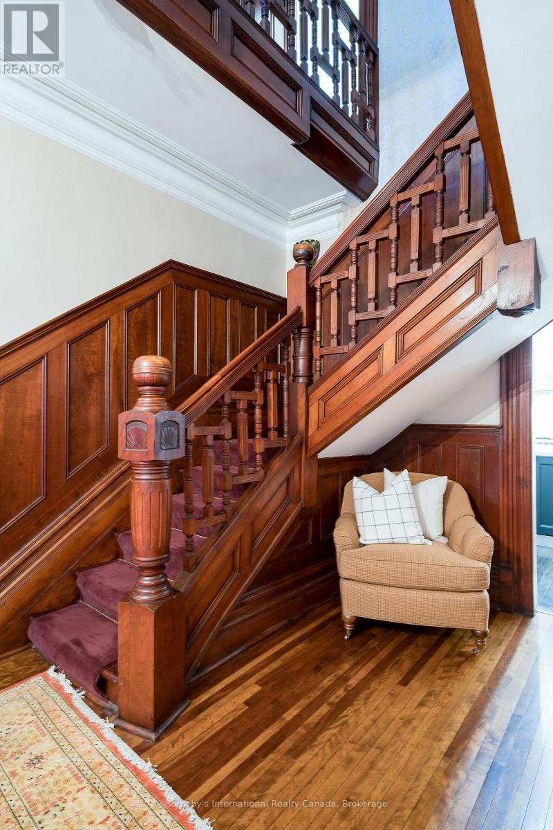 18 Amelia Street, Springwater, Ontario  L0L 1P0 - Photo 34 - S12026113