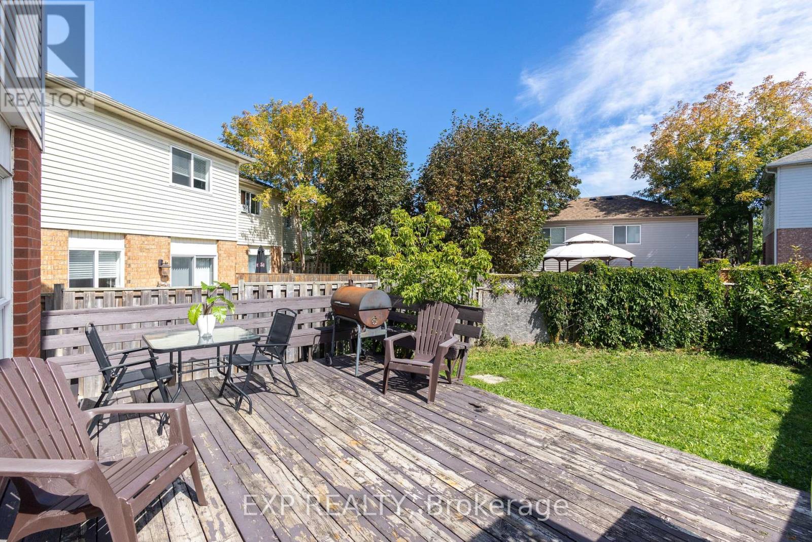 192 Pickett Crescent, Barrie (Painswick North), Ontario  L4N 8C2 - Photo 33 - S12652690