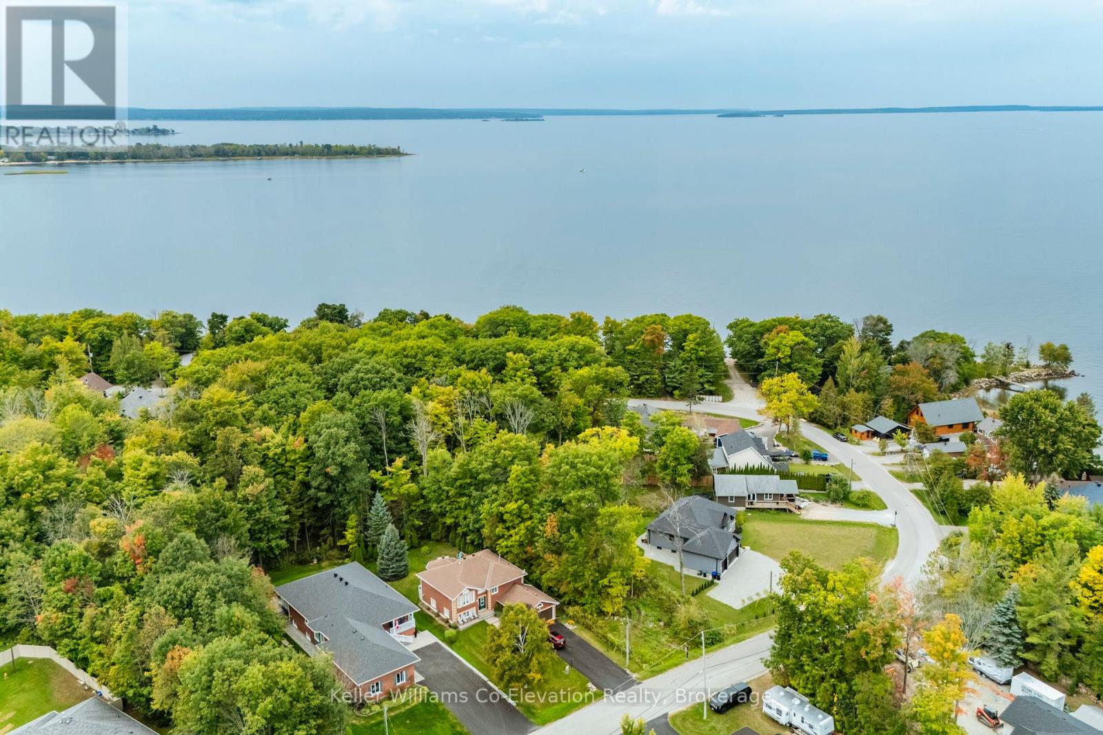 193 Robins Point Road, Tay, Ontario  L0K 2A0 - Photo 2 - S12078474