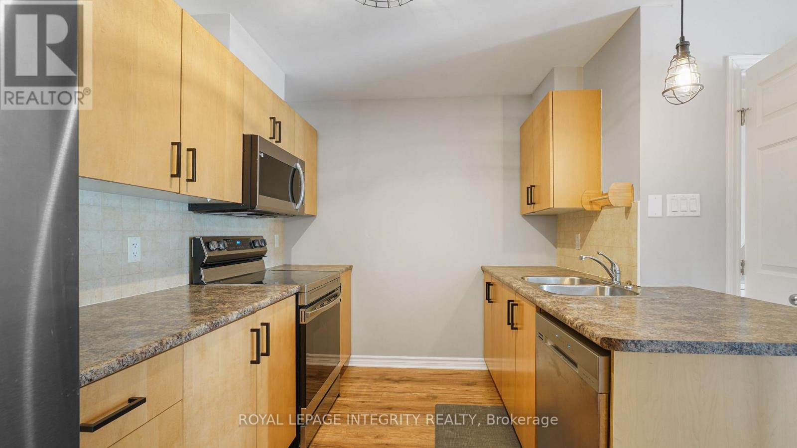 G - 1107 Stittsville Main Street, Ottawa, Ontario  K2S 0C7 - Photo 8 - X12652698