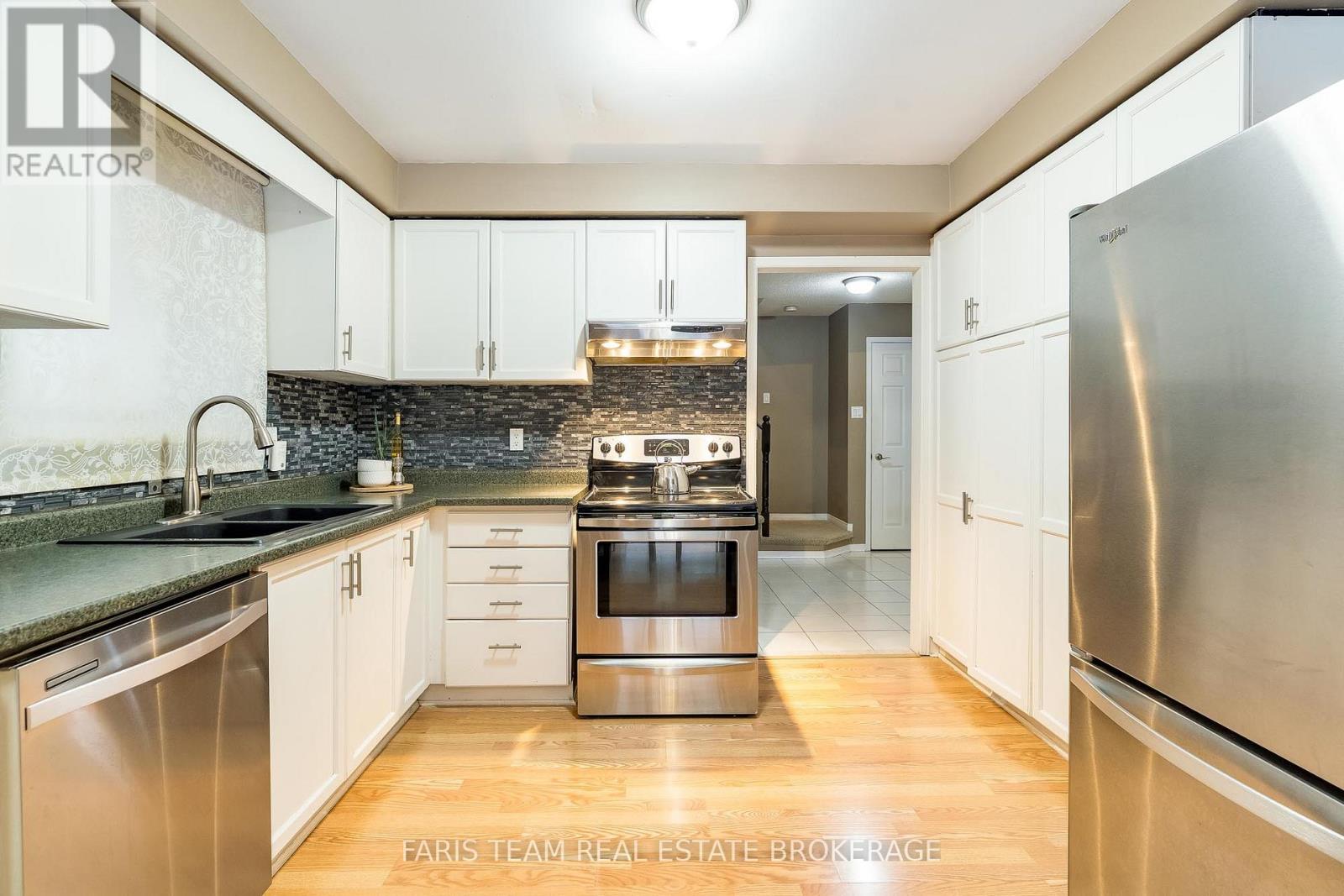 165 Heydon Avenue, New Tecumseth, Ontario  L9R 1P2 - Photo 4 - N12652692