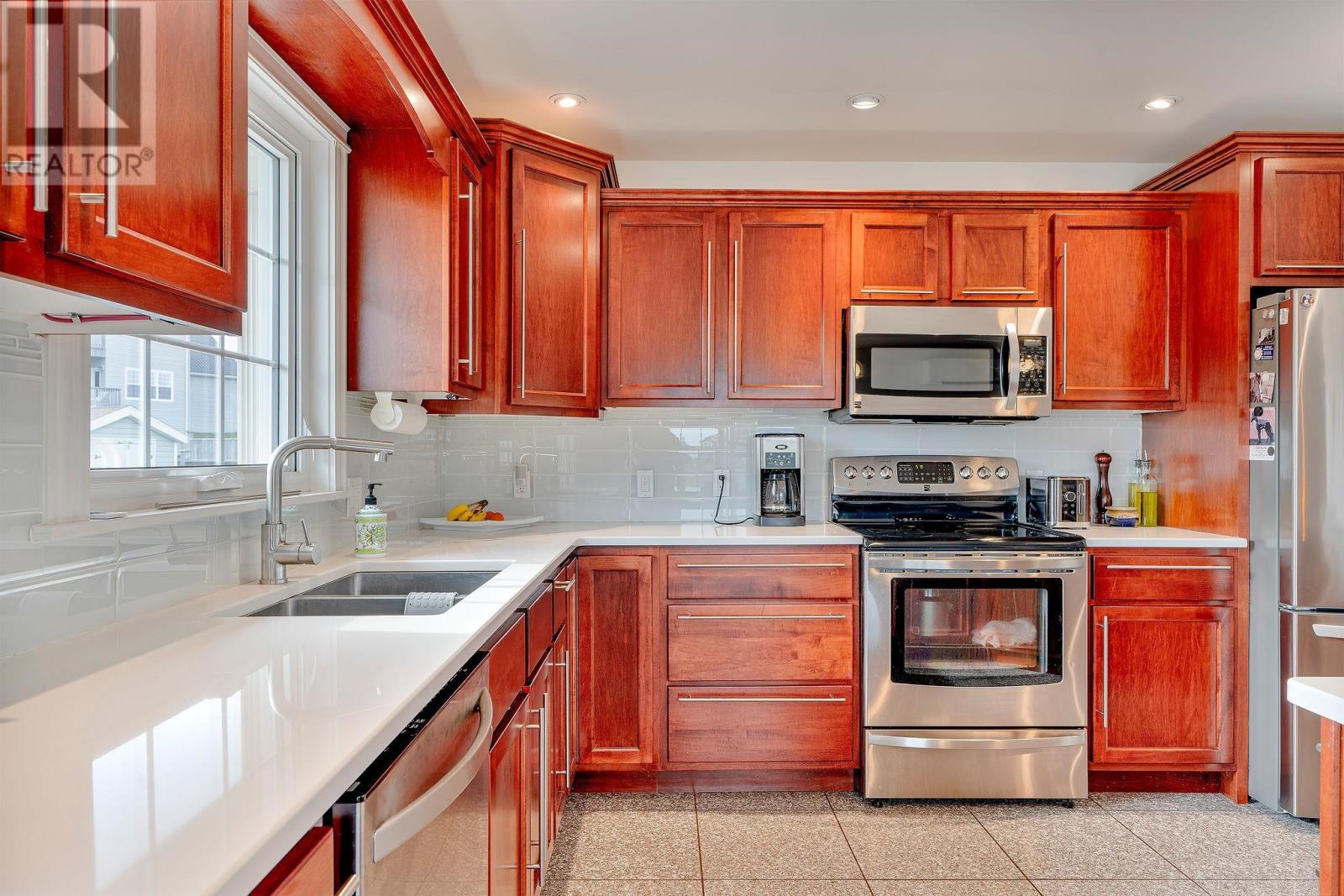 15 Lily Court, Stratford, Prince Edward Island  C1B 0H6 - Photo 8 - 202529751