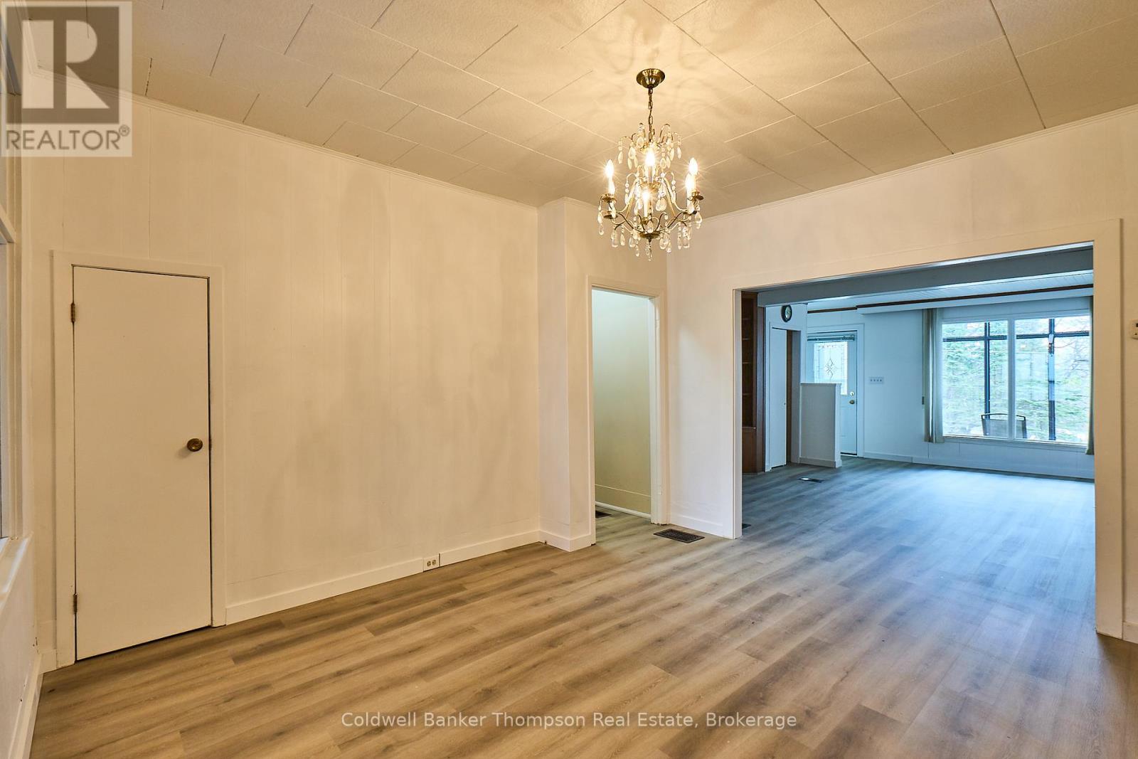 21 West Street N, Huntsville, Ontario P1H 1X6 - Photo 11 - X12652714