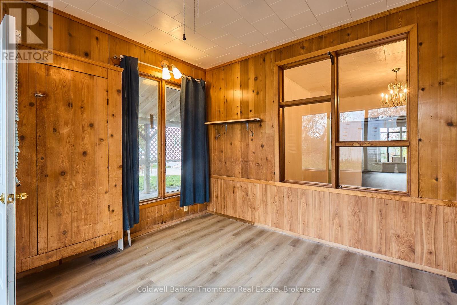 21 West Street N, Huntsville, Ontario P1H 1X6 - Photo 5 - X12652714