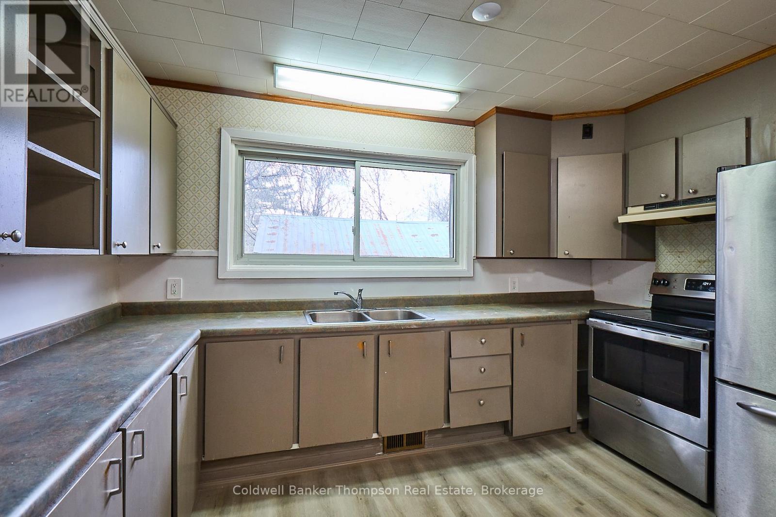 21 West Street N, Huntsville, Ontario P1H 1X6 - Photo 7 - X12652714