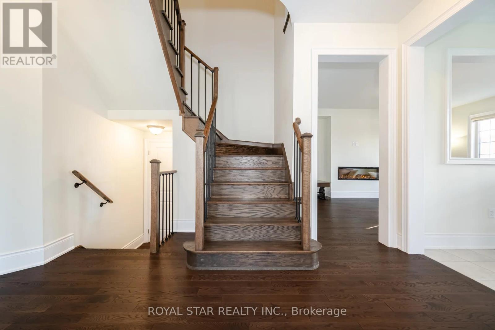 Upper - 1 Bushwood Trail, Brampton, Ontario  L7A 5J8 - Photo 16 - W12651144