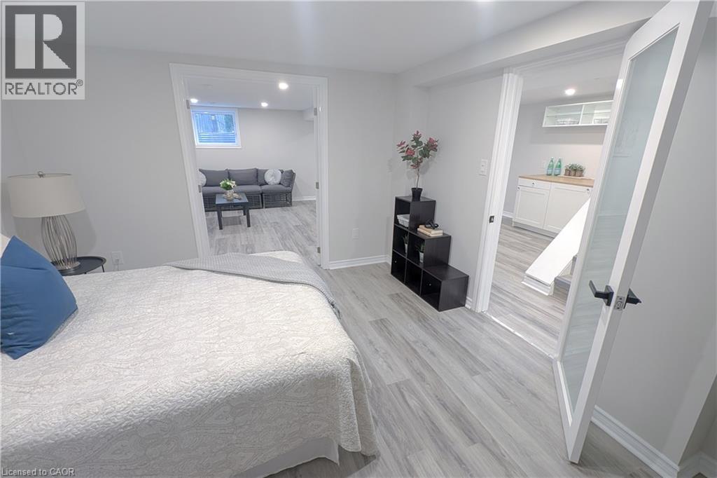 260 Foxbar Road, Burlington, Ontario  L7L 3A3 - Photo 33 - 40793910