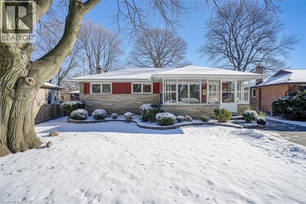 116 Boniface Avenue, Kitchener, Ontario  N2C 1L9 - Photo 1 - 40795116