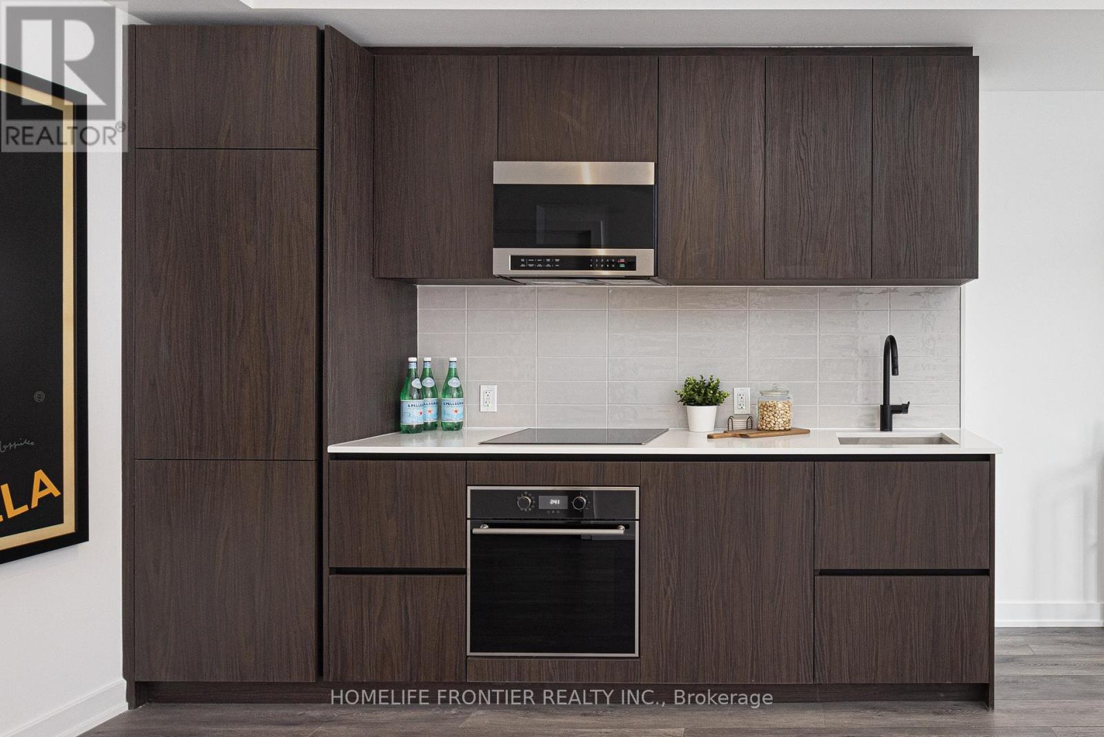 1313 - 117 Broadway Avenue, Toronto, Ontario  M4P 1V4 - Photo 15 - C12652708