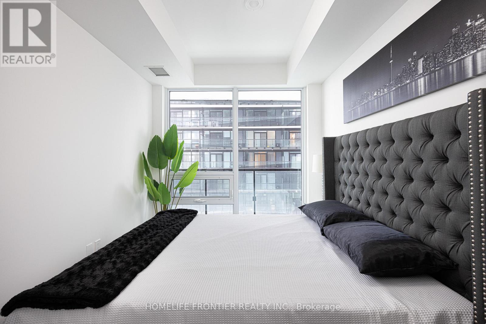 1313 - 117 Broadway Avenue, Toronto, Ontario  M4P 1V4 - Photo 17 - C12652708