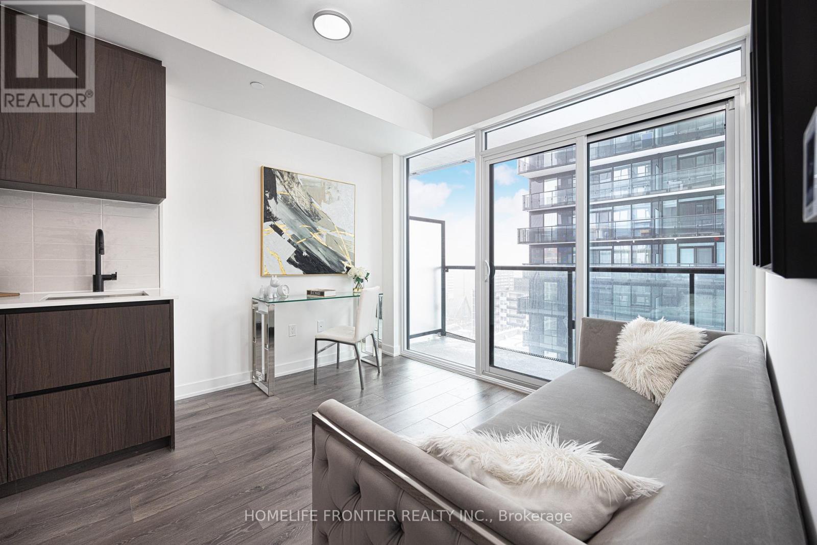 1313 - 117 Broadway Avenue, Toronto, Ontario  M4P 1V4 - Photo 7 - C12652708