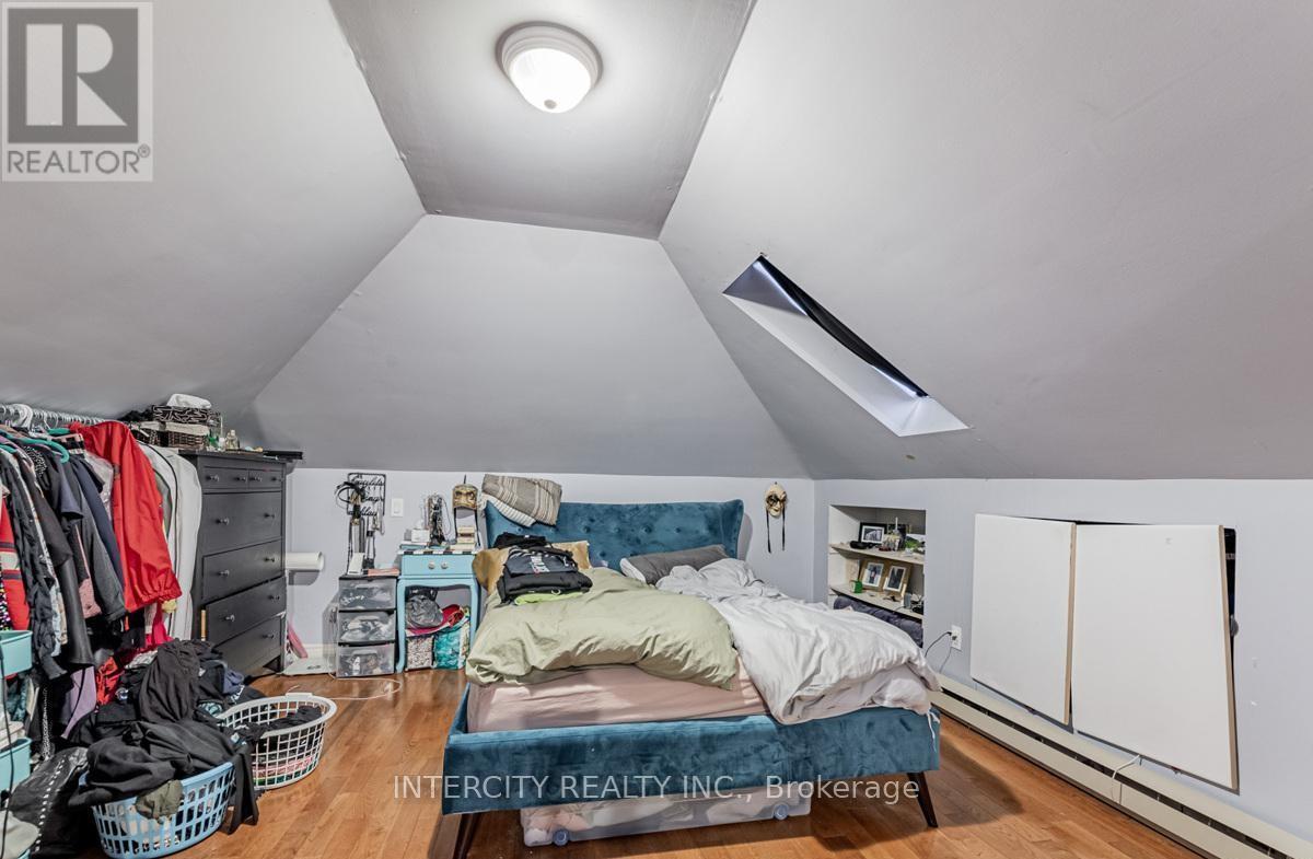 111 Alberta Avenue, Toronto, Ontario  M6H 2S1 - Photo 31 - C12652720