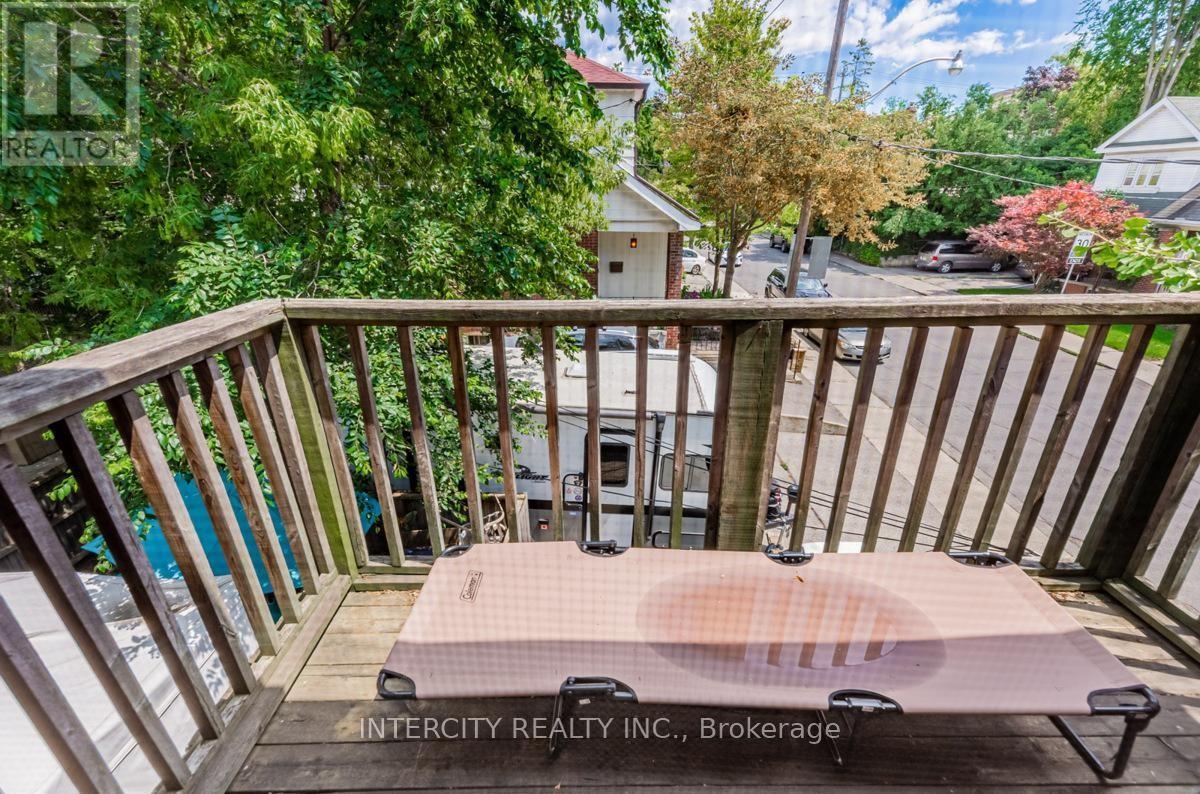 111 Alberta Avenue, Toronto, Ontario  M6H 2S1 - Photo 37 - C12652720