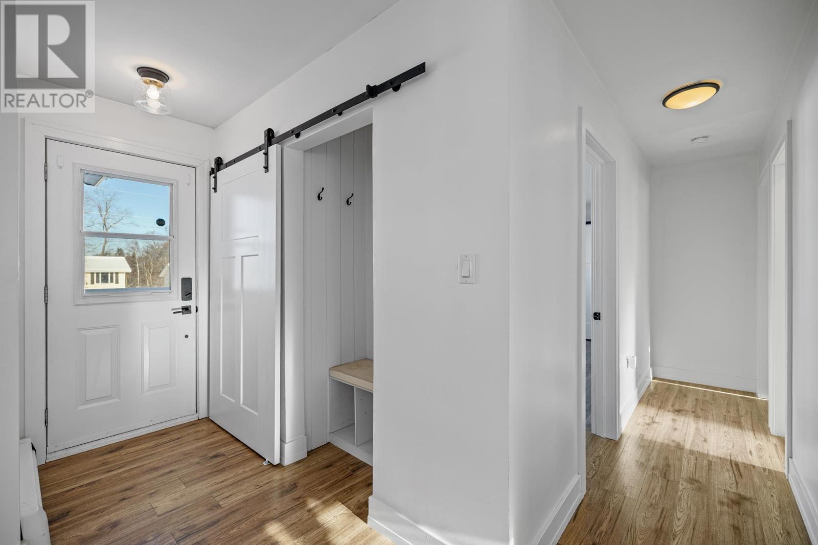 306 North Queen Elizabeth Drive, Charlottetown, Prince Edward Island  C1A 3B5 - Photo 6 - 202529753