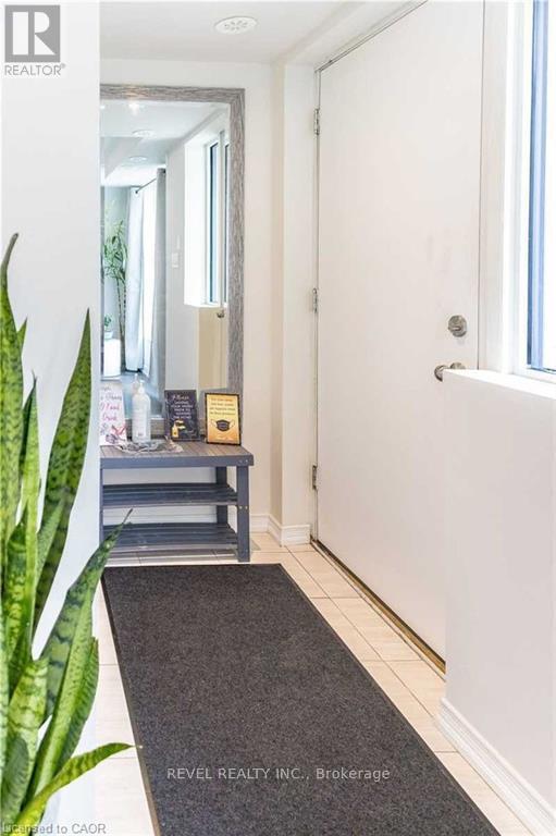 216 - 7 Applewood Lane, Toronto, Ontario  M9C 2Z7 - Photo 2 - W12652710