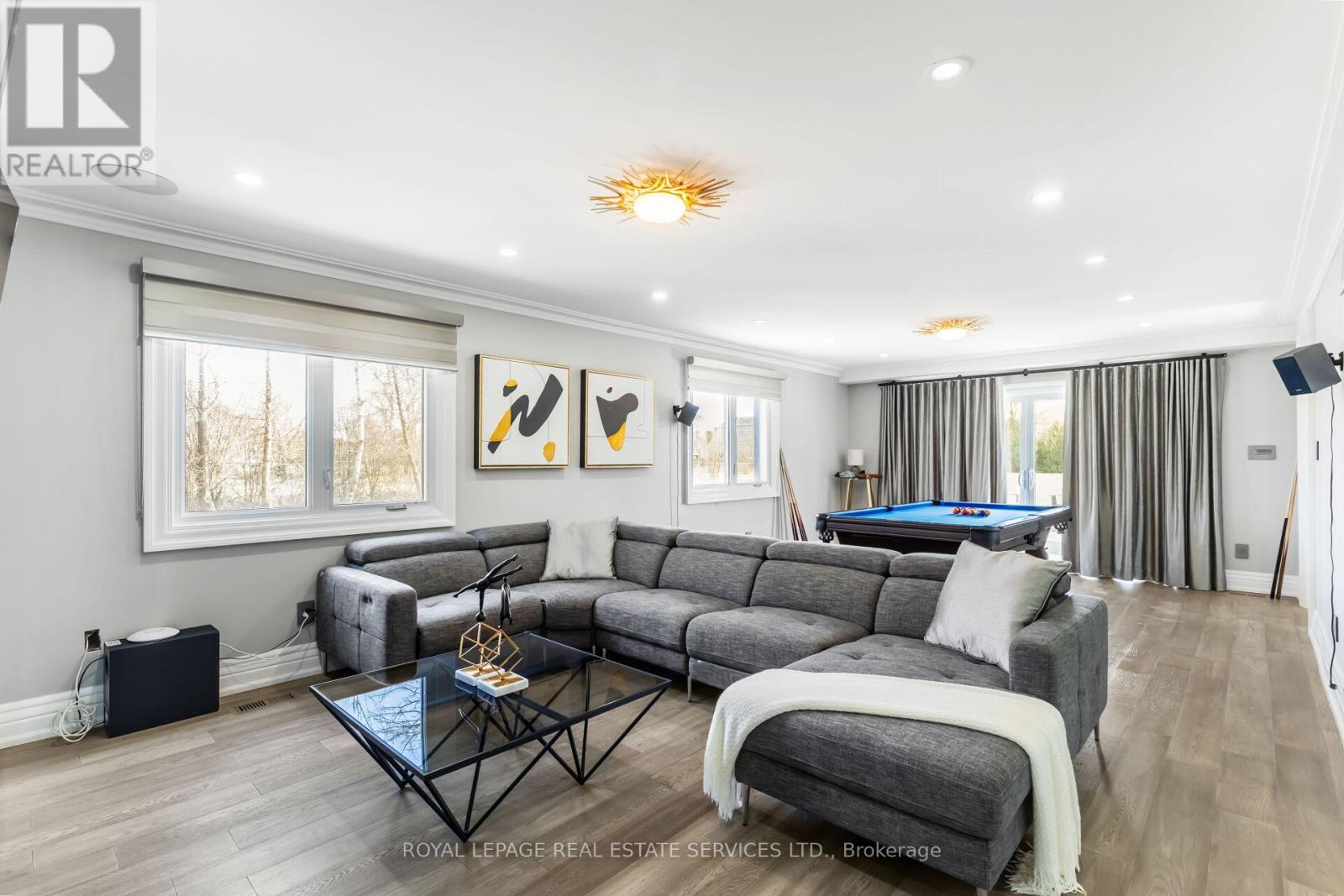 12 Julian Drive, Brampton, Ontario  L6P 0L2 - Photo 31 - W12652716