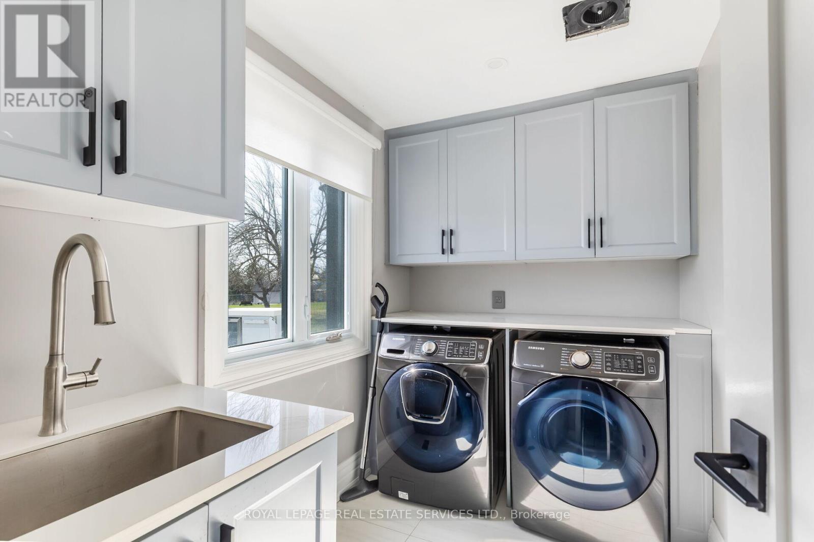 12 Julian Drive, Brampton, Ontario  L6P 0L2 - Photo 33 - W12652716