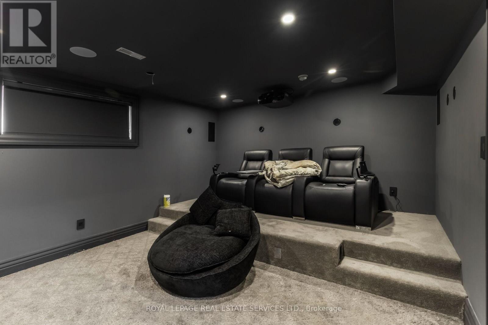 12 Julian Drive, Brampton, Ontario  L6P 0L2 - Photo 41 - W12652716