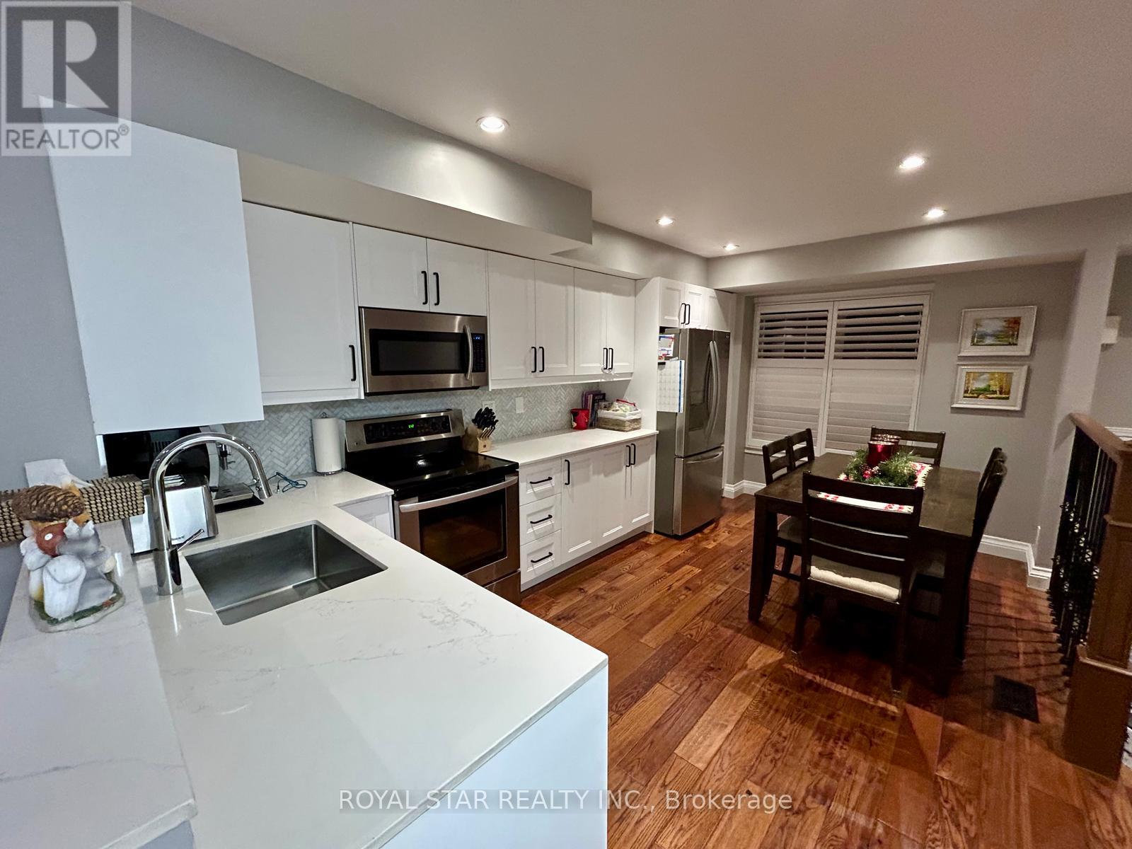 27 - 435 English Rose Lane, Oakville, Ontario  L6H 7S9 - Photo 26 - W12652718