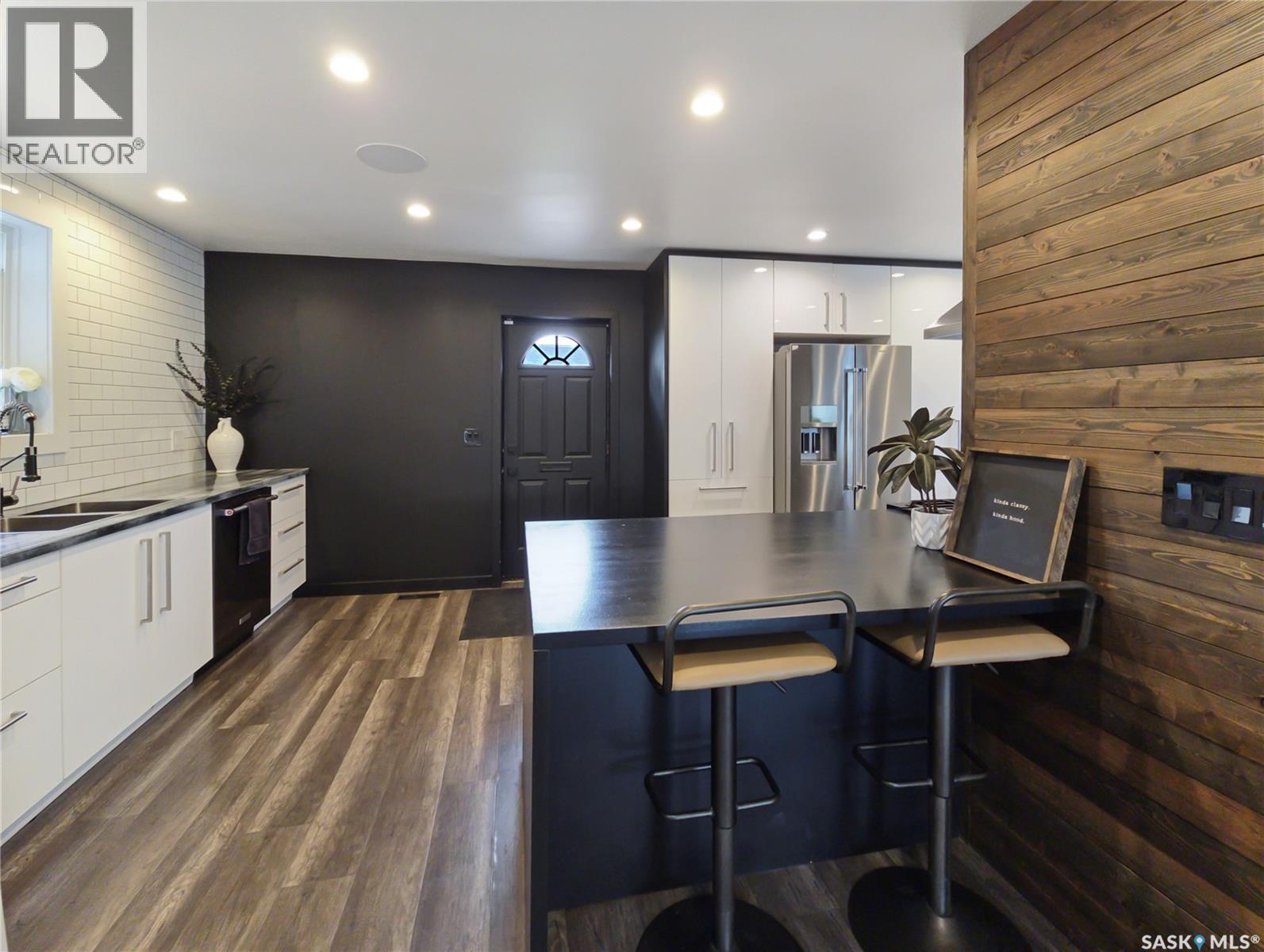 227 H Avenue S, Saskatoon, Saskatchewan  S7M 1W1 - Photo 7 - SK021112