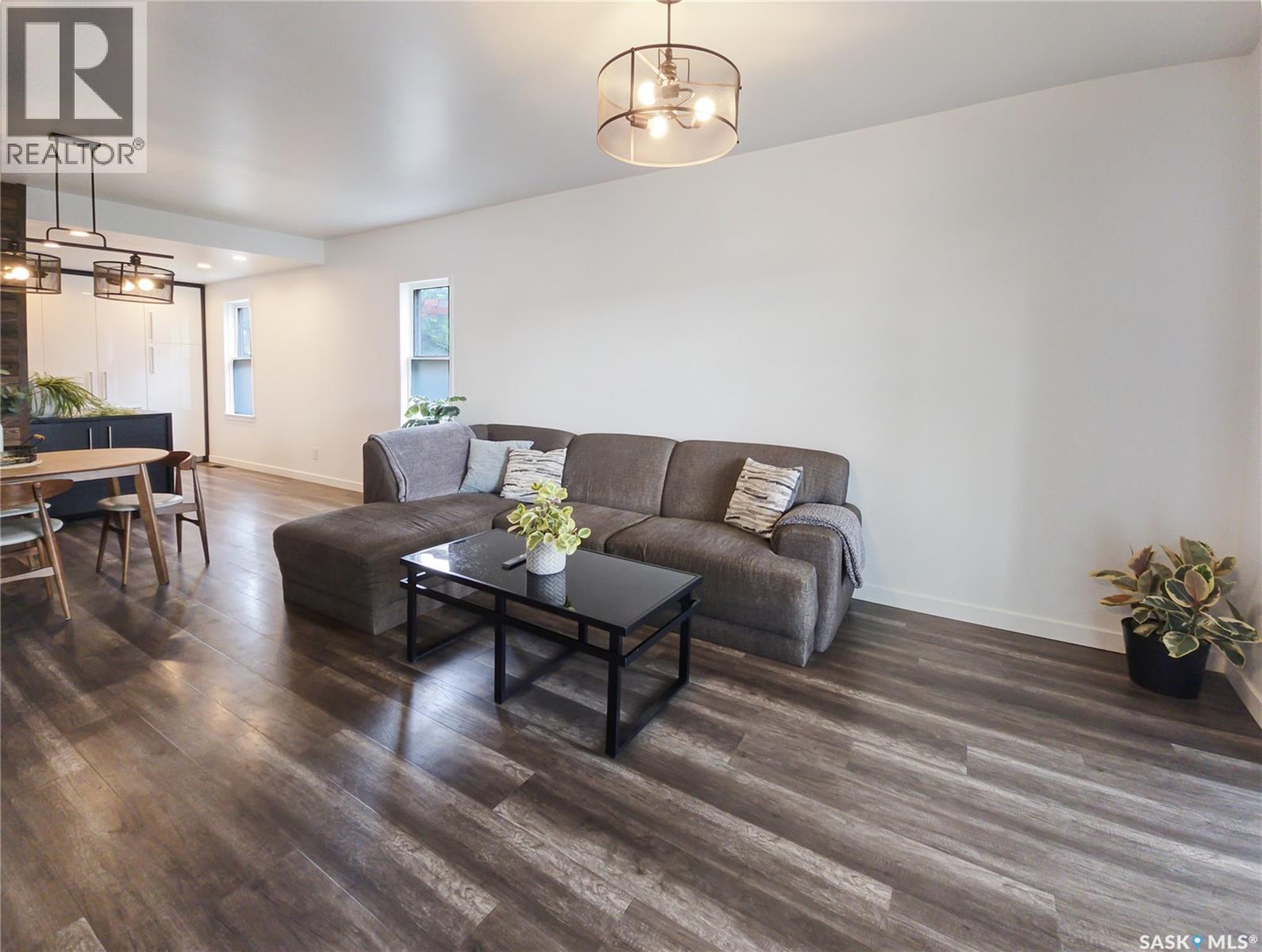 227 H Avenue S, Saskatoon, Saskatchewan  S7M 1W1 - Photo 11 - SK021112