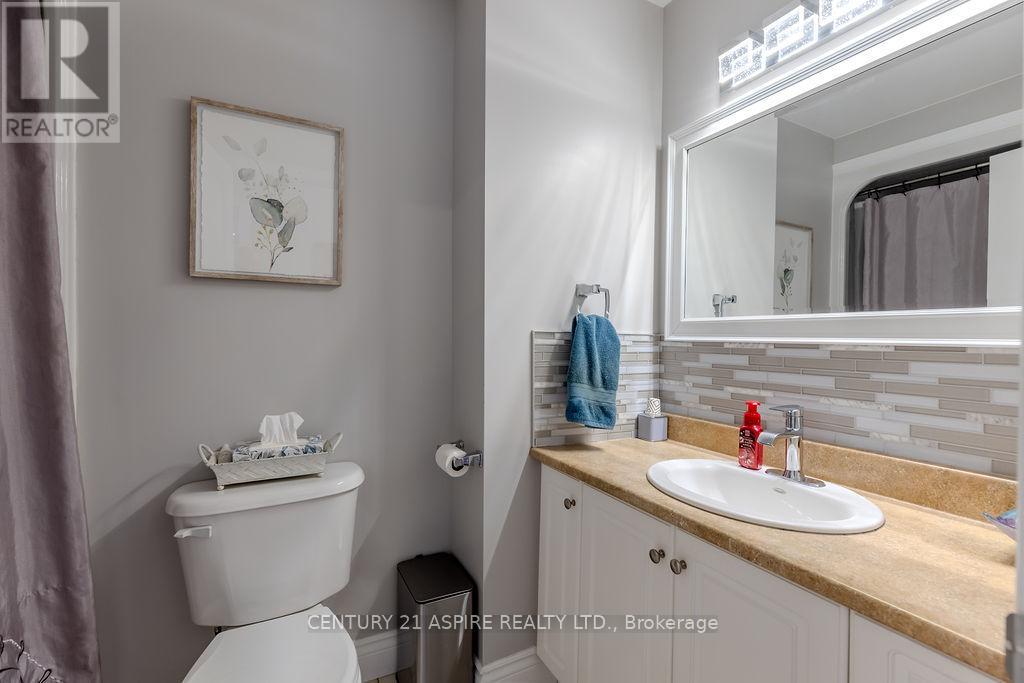 1043 Limestone Trail E, Petawawa, Ontario  K8H 0A5 - Photo 15 - X12652768