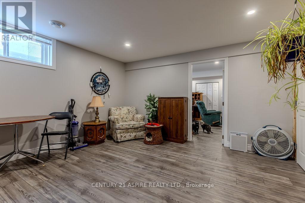 1043 Limestone Trail E, Petawawa, Ontario  K8H 0A5 - Photo 26 - X12652768