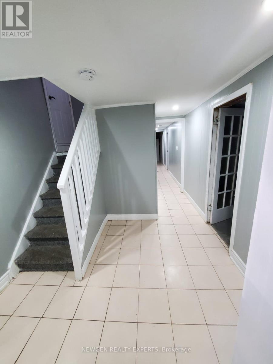 25 Rushley Drive, Toronto, Ontario  M1P 3S6 - Photo 7 - E12651012