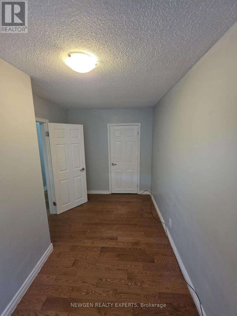 25 Rushley Drive, Toronto, Ontario  M1P 3S6 - Photo 8 - E12651012