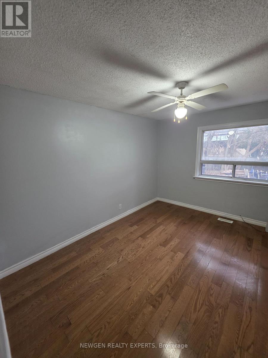 25 Rushley Drive, Toronto, Ontario  M1P 3S6 - Photo 12 - E12651012