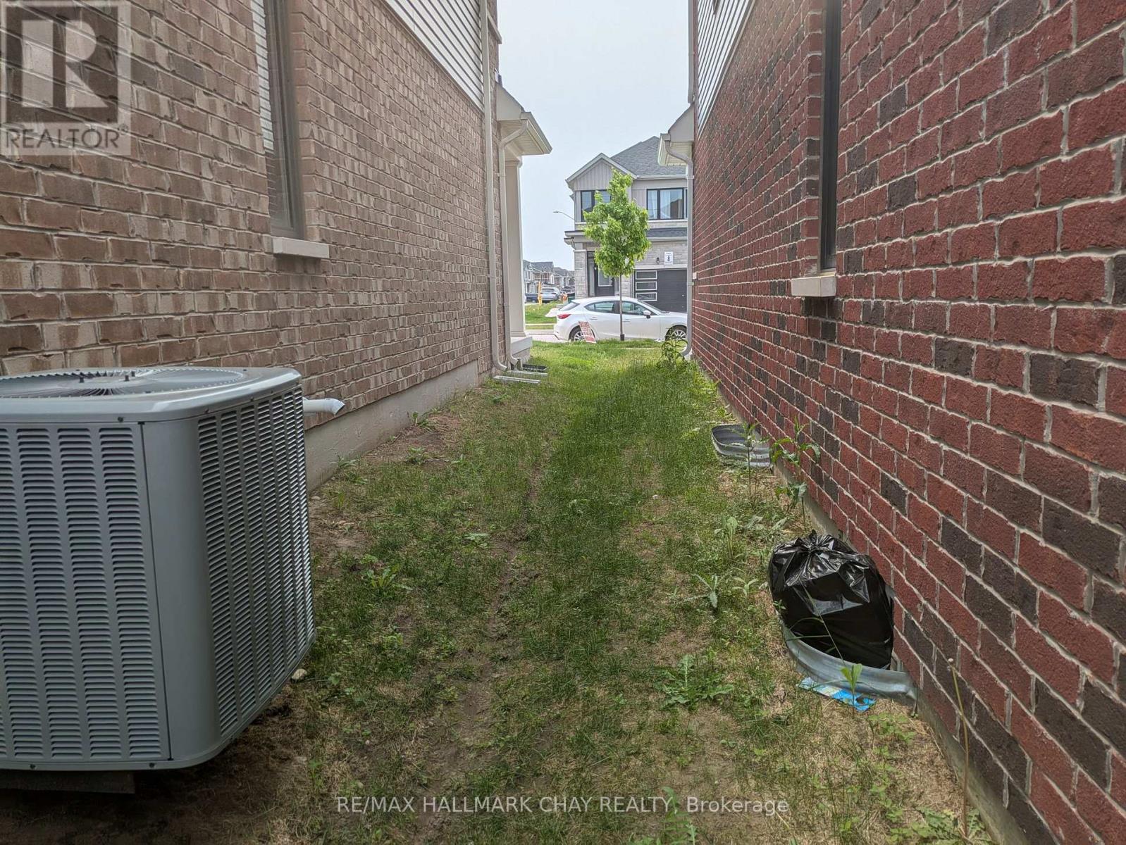 18 Valleybrook Road, Barrie, Ontario  L9J 0L4 - Photo 11 - S12651470