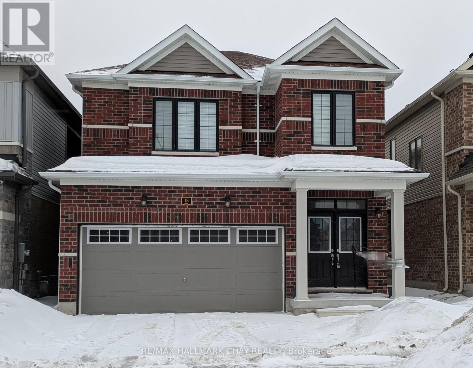 18 VALLEYBROOK ROAD, Barrie, Ontario