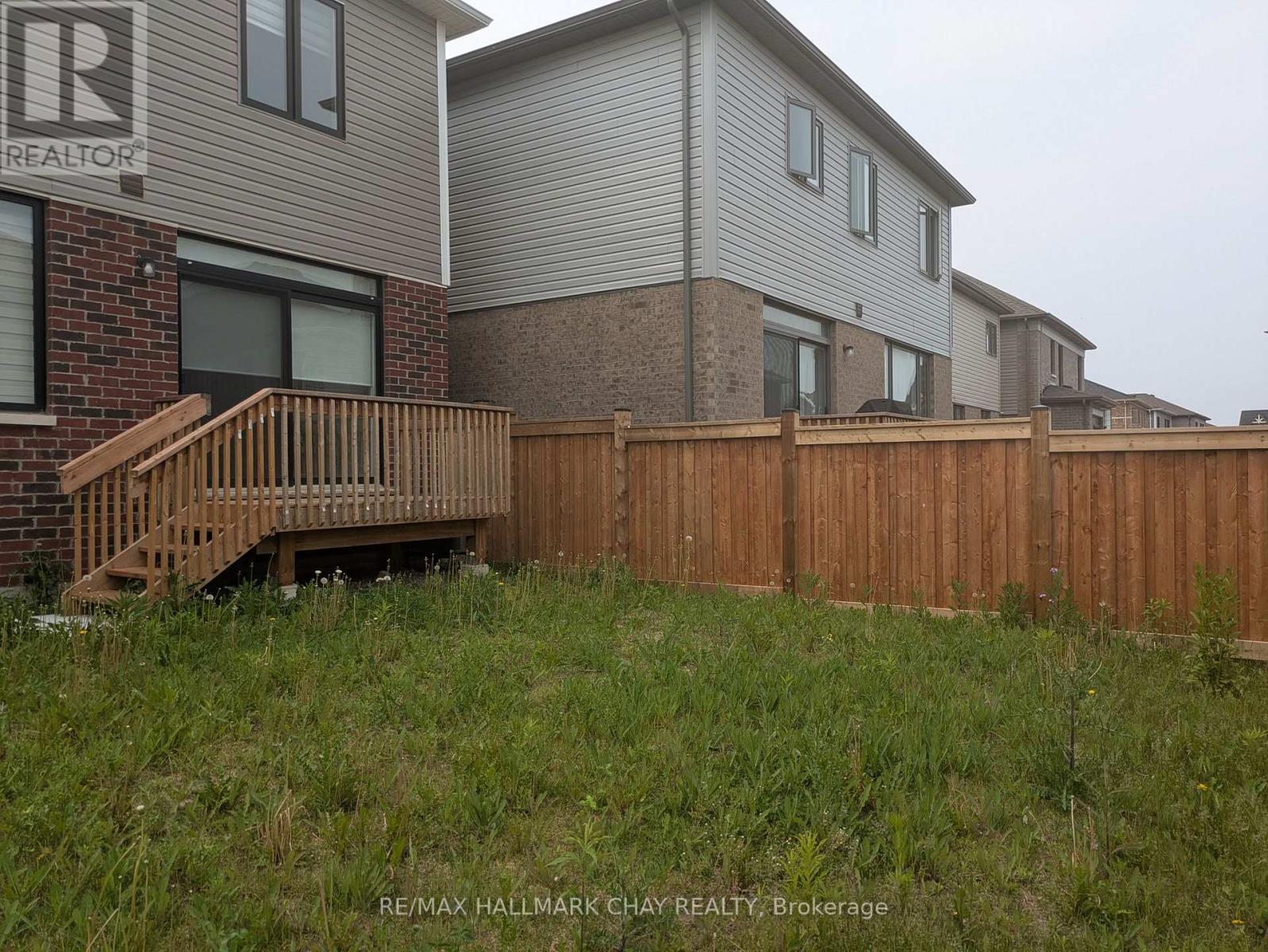 18 Valleybrook Road, Barrie, Ontario  L9J 0L4 - Photo 7 - S12651470