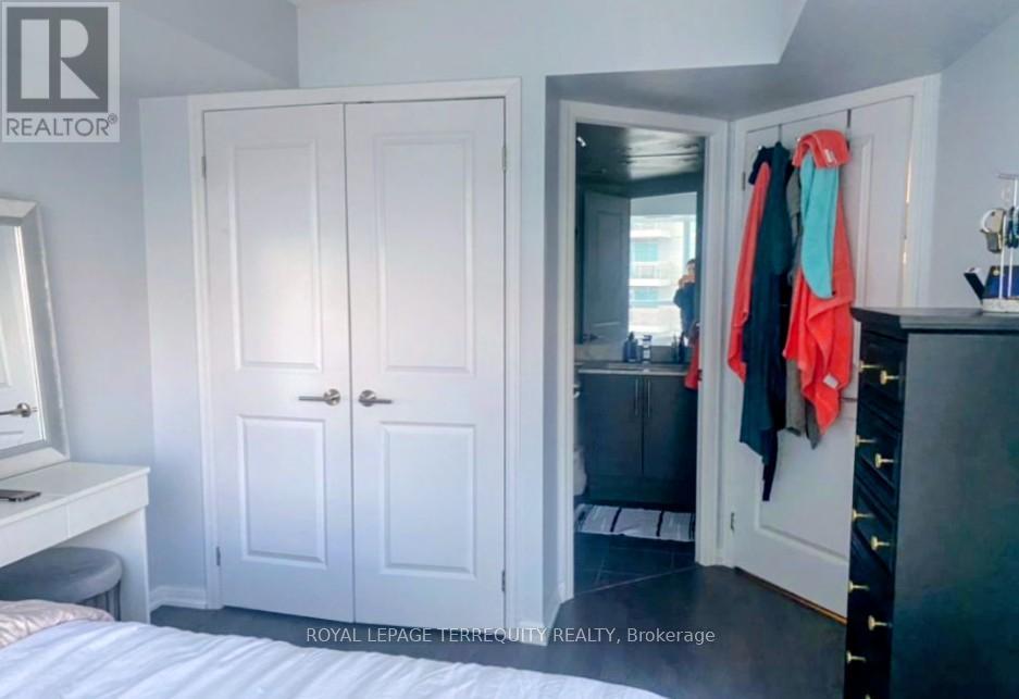 1404 - 125 Western Battery Road, Toronto, Ontario  M6K 3R8 - Photo 4 - C12652740