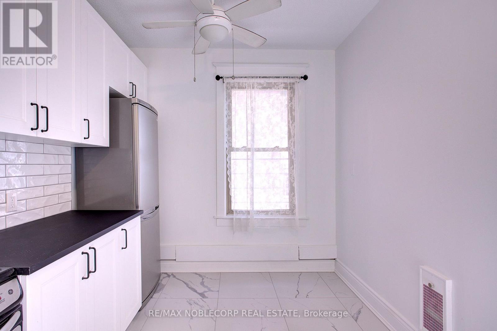 3 - 34 Winchester Street, Toronto, Ontario  M4X 1A7 - Photo 17 - C12652794