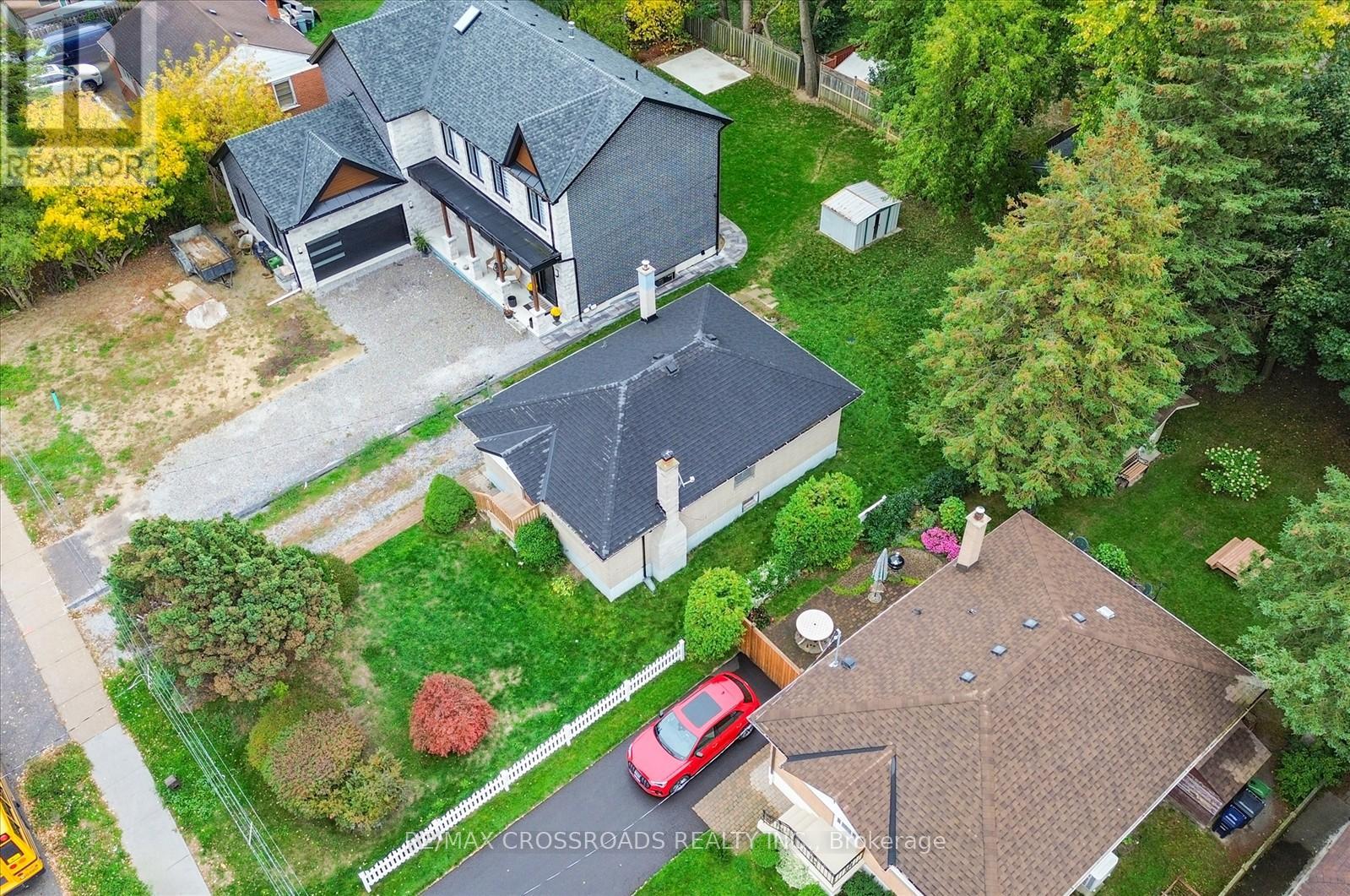 9 Euclid Avenue, Toronto, Ontario  M1C 1J7 - Photo 11 - E12652782