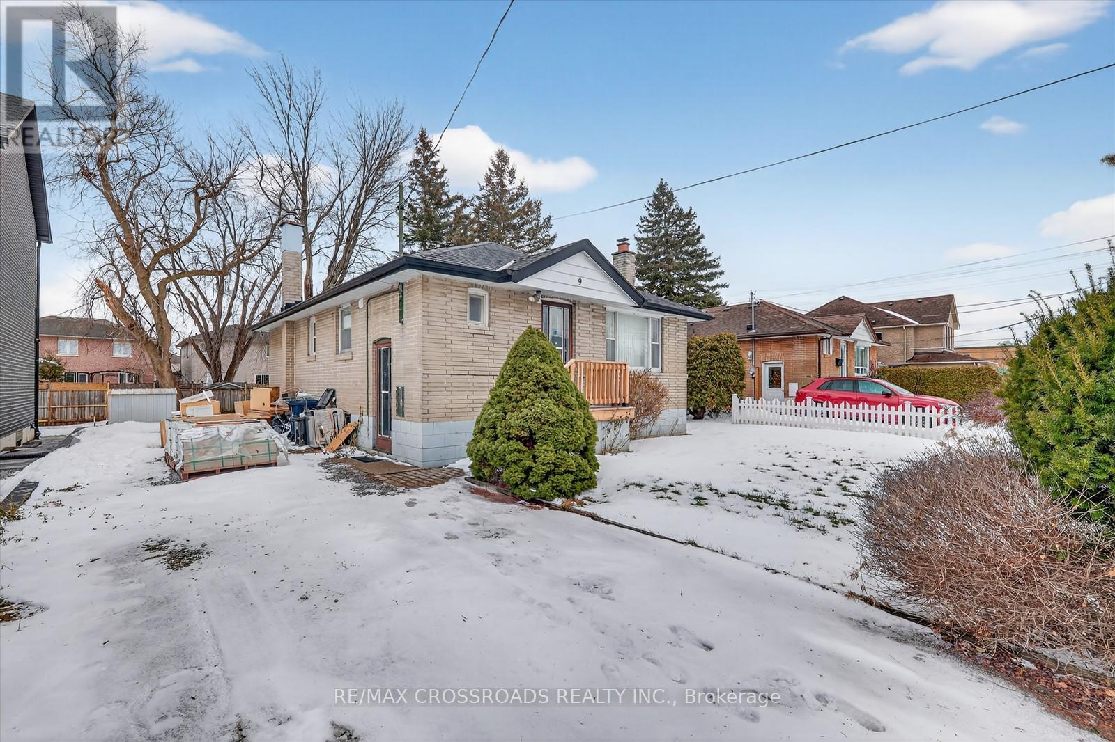9 Euclid Avenue, Toronto, Ontario  M1C 1J7 - Photo 2 - E12652782