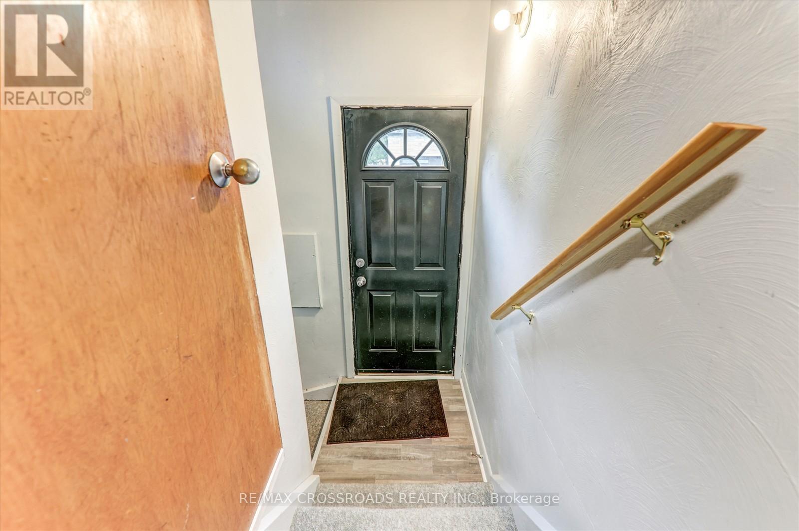 9 Euclid Avenue, Toronto, Ontario  M1C 1J7 - Photo 26 - E12652782